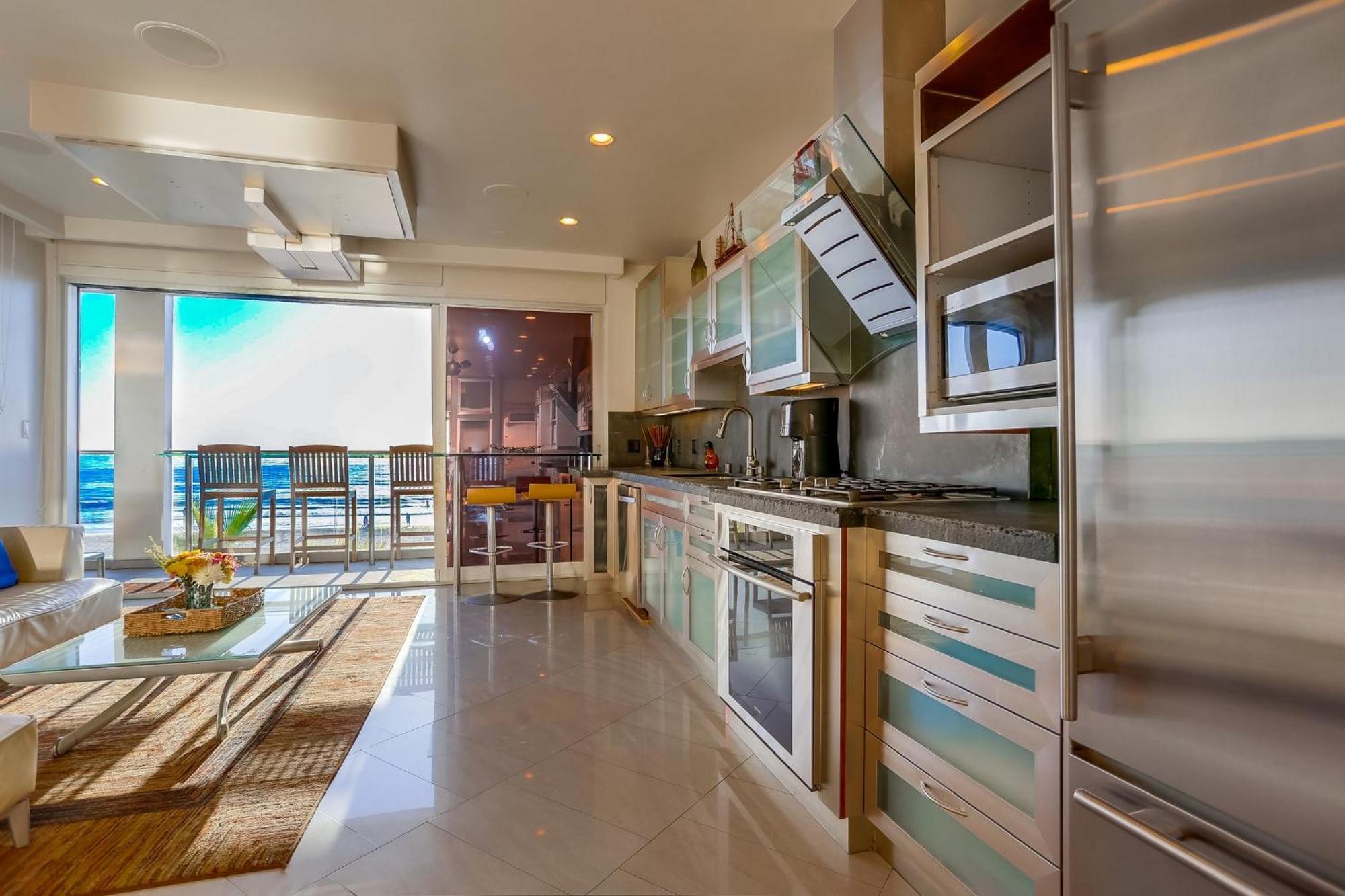 B5395 South Combo Apartment *